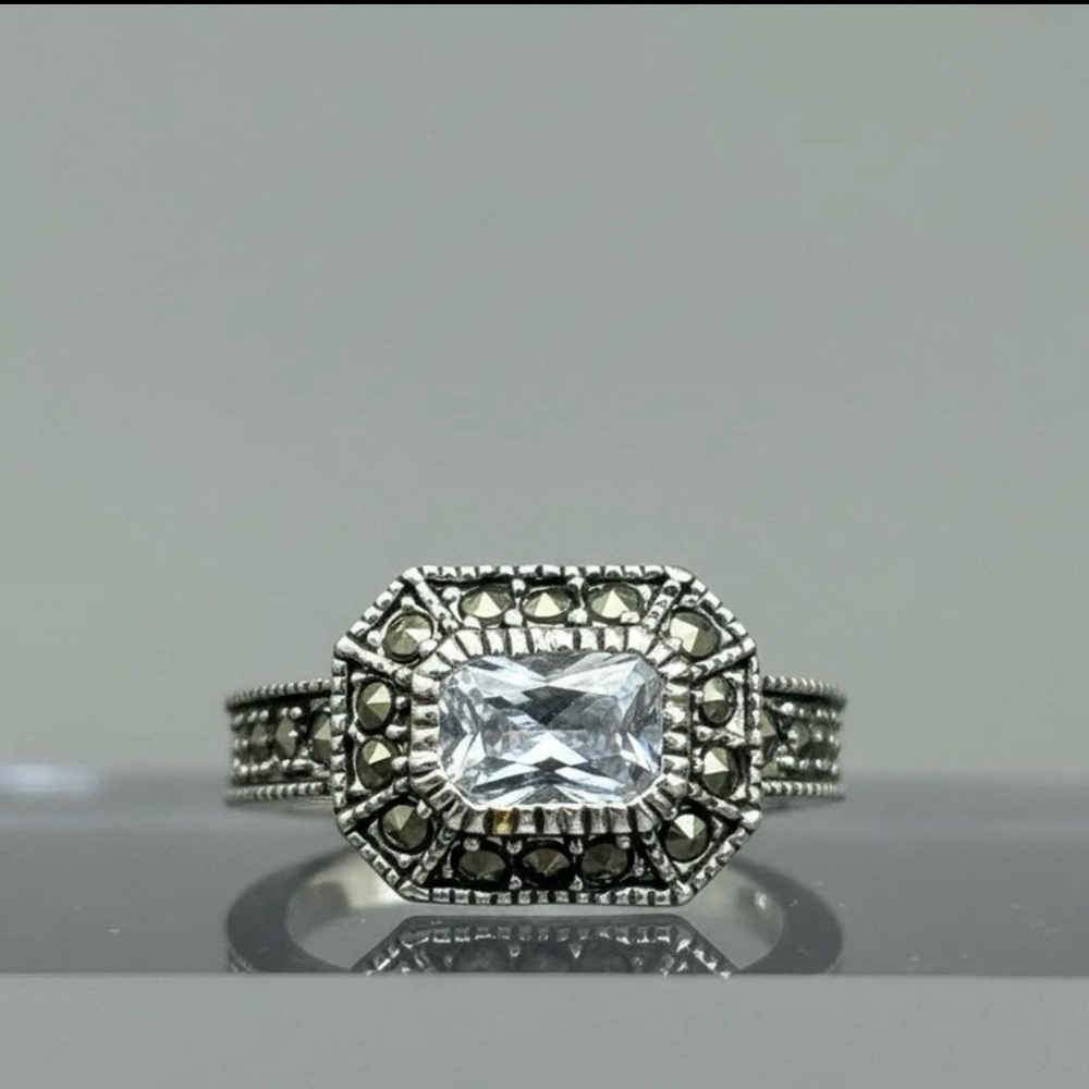Reign Genuine Marcasite and CZ Ring Women's Ring Size 6